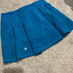 Lululemon pace rival skirt